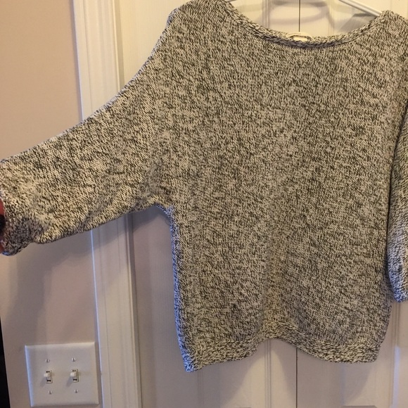 H&M Slouchy Thick Knit Sweater Scoopneck - Picture 2 of 4